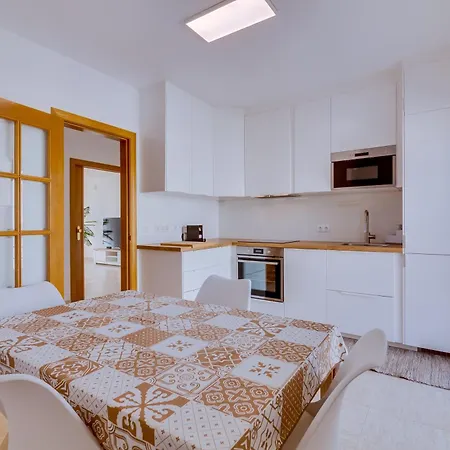 Al Sakia 2bdr Com Piscina E Ar Condicionado Apartman